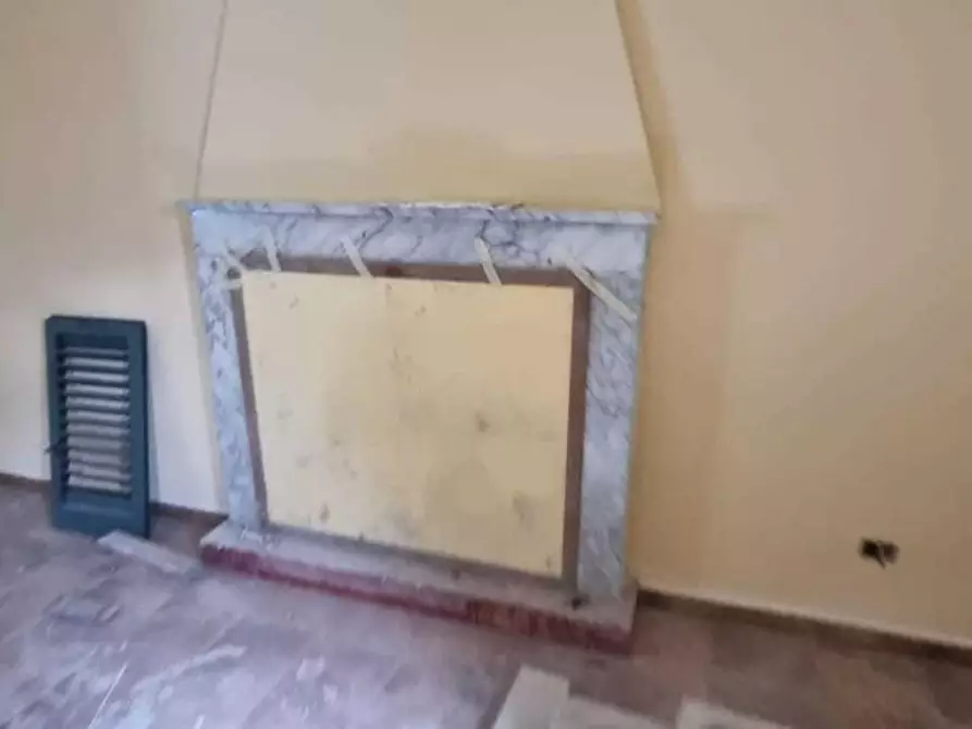 Immagine 16 di Terratetto in vendita  a Massa