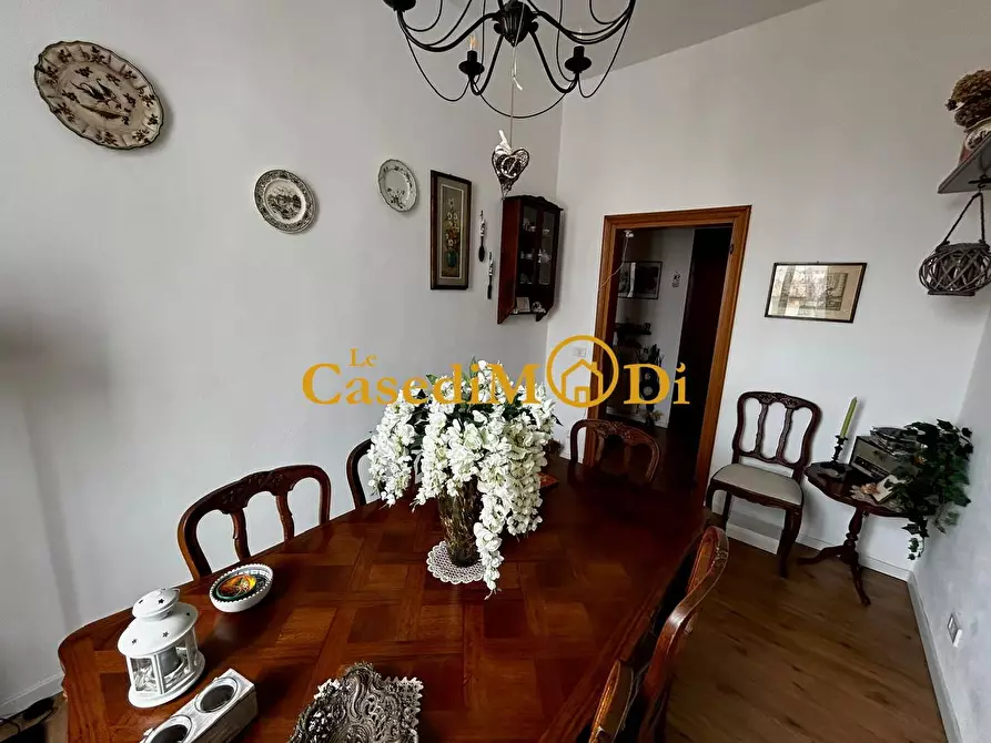 Immagine 17 di Appartamento in vendita  a Livorno