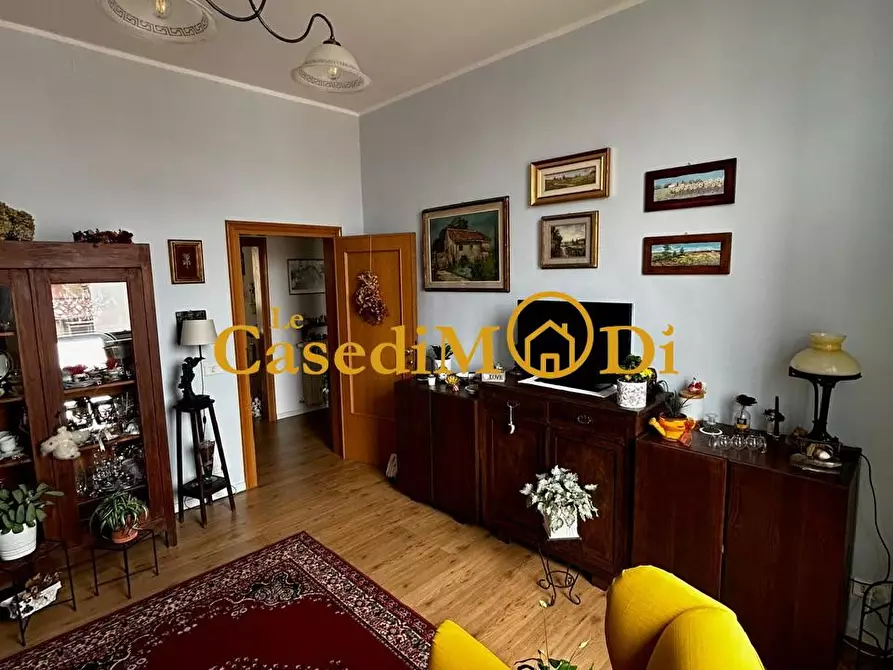 Immagine 13 di Appartamento in vendita  a Livorno