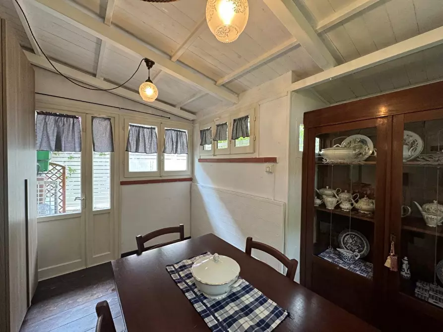 Immagine 6 di Casa indipendente in affitto  a Forte Dei Marmi