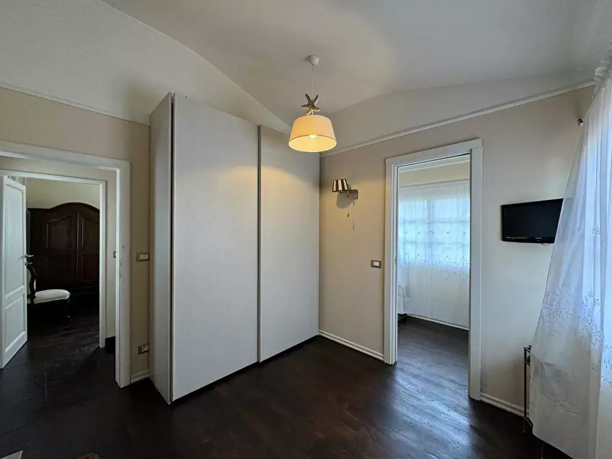Immagine 12 di Casa indipendente in affitto  a Forte Dei Marmi