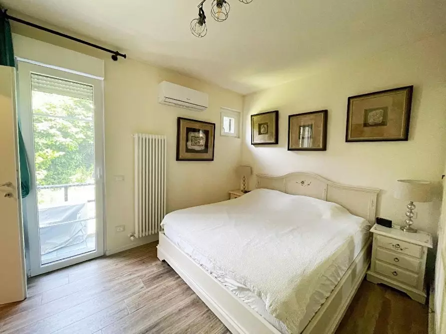 Immagine 22 di Mansarda in vendita  a La Spezia