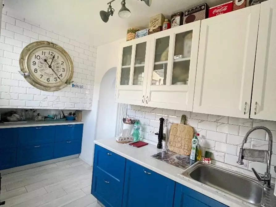 Immagine 10 di Mansarda in vendita  a La Spezia