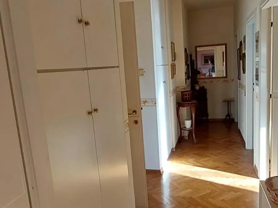 Immagine 6 di Appartamento in vendita  a Empoli