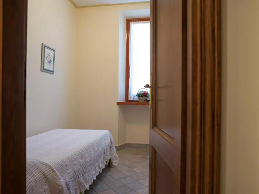 Immagine 19 di Villa in affitto  a Pietrasanta