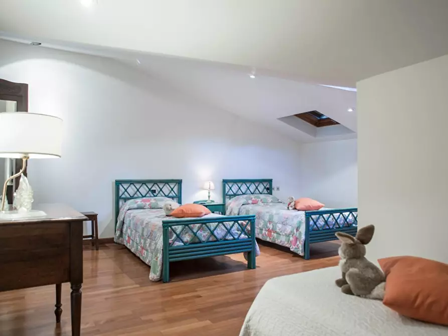 Immagine 16 di Villa in affitto  a Pietrasanta