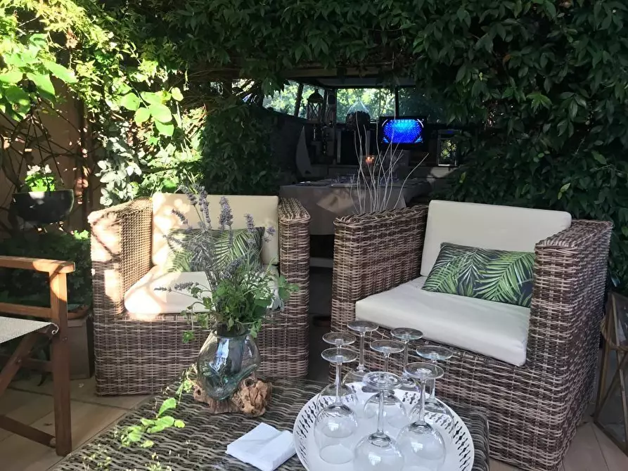 Immagine 27 di Casa bifamiliare in vendita  a Carrara