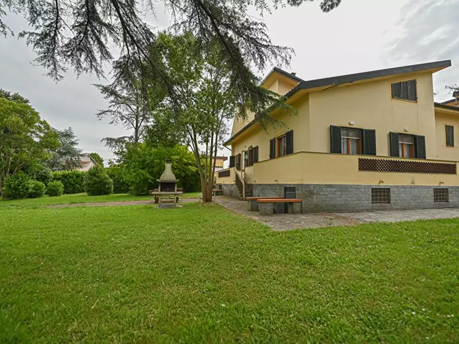 Immagine 55 di Casa bifamiliare in vendita  a Crespina Lorenzana