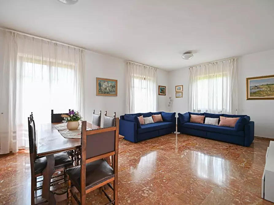 Immagine 5 di Casa bifamiliare in vendita  a Crespina Lorenzana