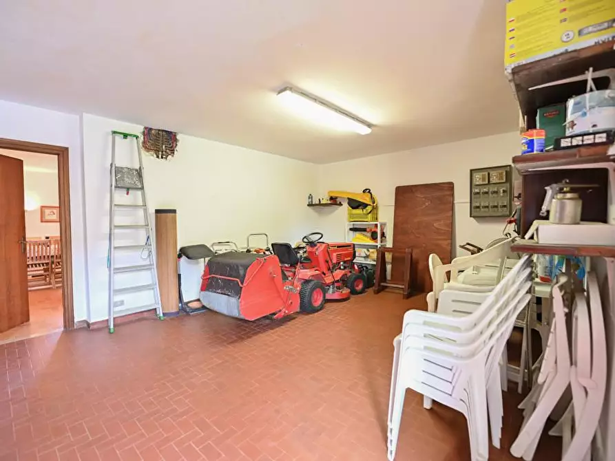 Immagine 40 di Casa bifamiliare in vendita  a Crespina Lorenzana