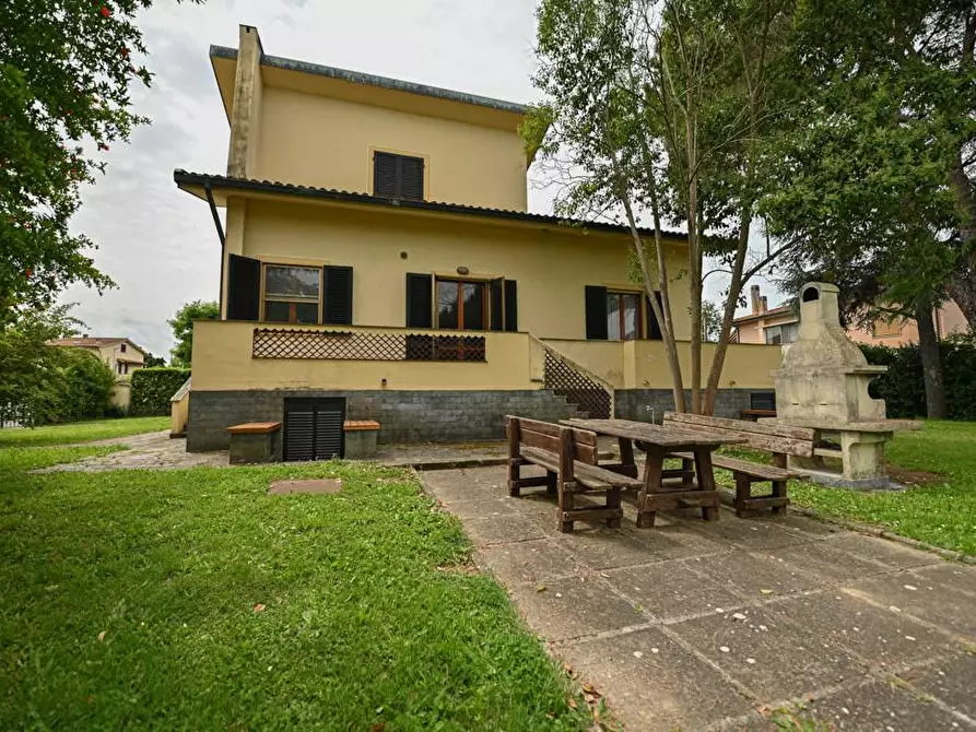 Immagine 3 di Casa bifamiliare in vendita  a Crespina Lorenzana