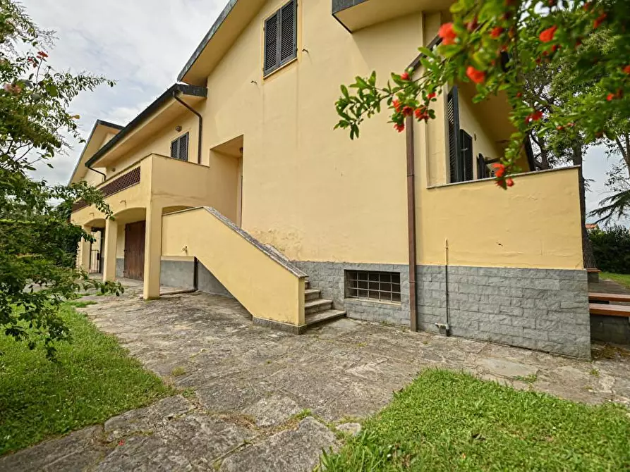 Immagine 53 di Casa bifamiliare in vendita  a Crespina Lorenzana