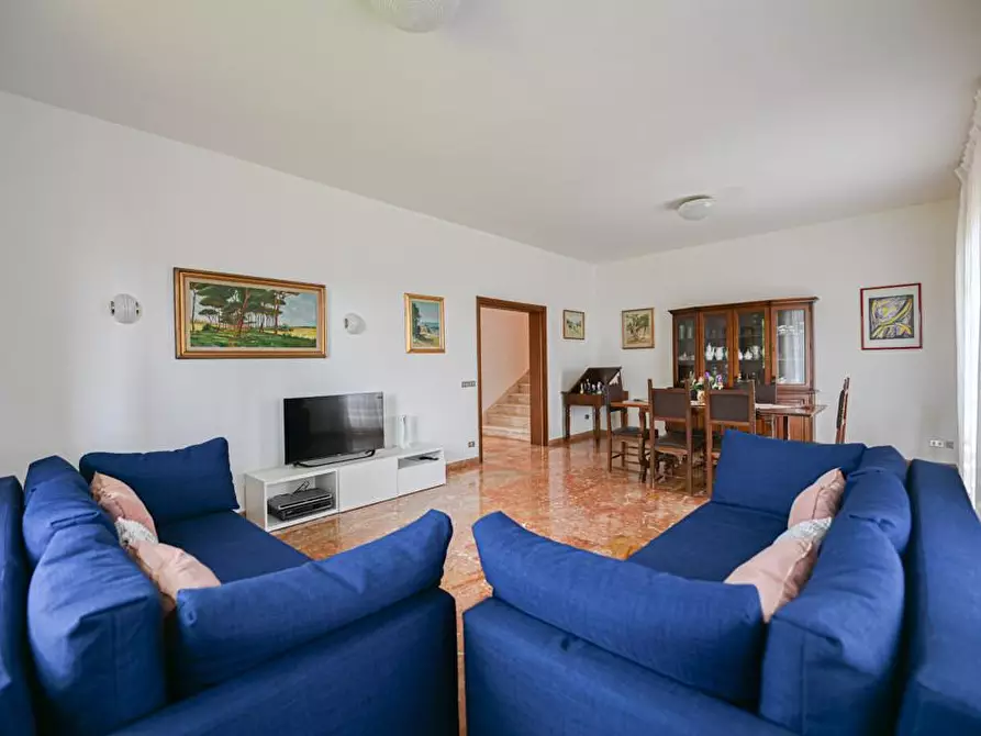 Immagine 8 di Casa bifamiliare in vendita  a Crespina Lorenzana