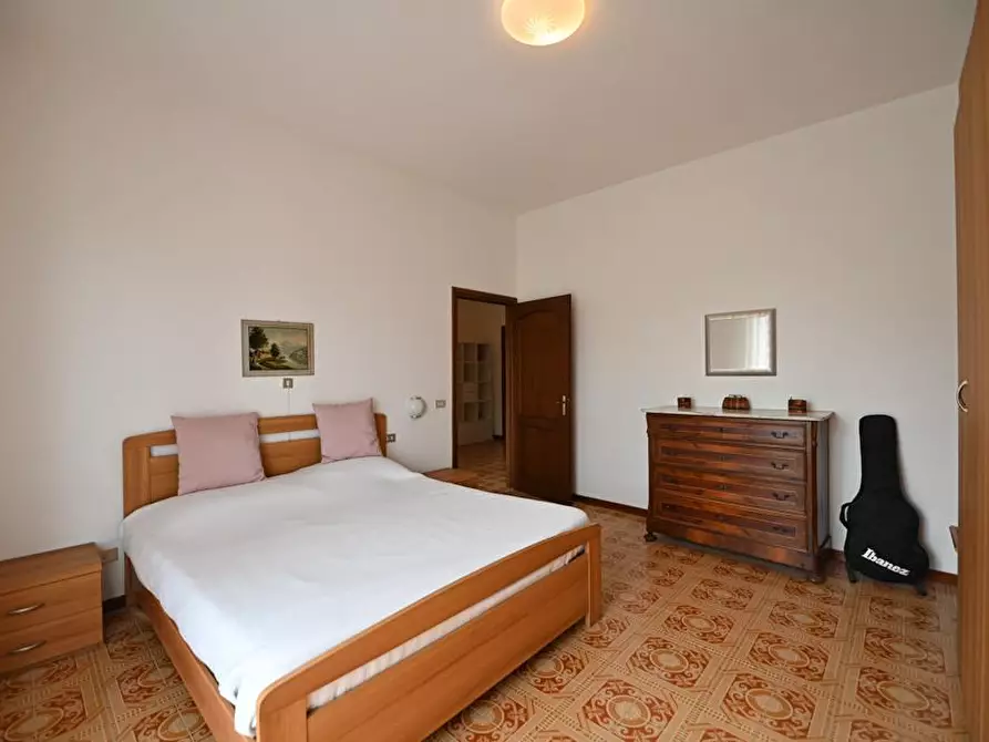 Immagine 25 di Casa bifamiliare in vendita  a Crespina Lorenzana