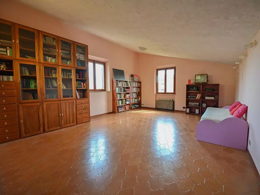 Immagine 32 di Casa bifamiliare in vendita  a Crespina Lorenzana