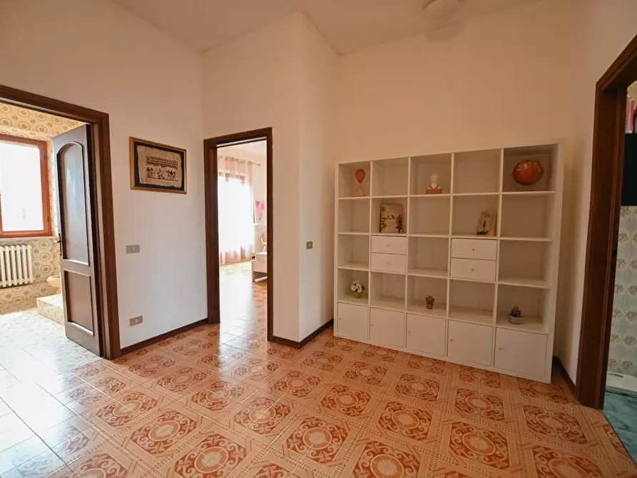 Immagine 18 di Casa bifamiliare in vendita  a Crespina Lorenzana