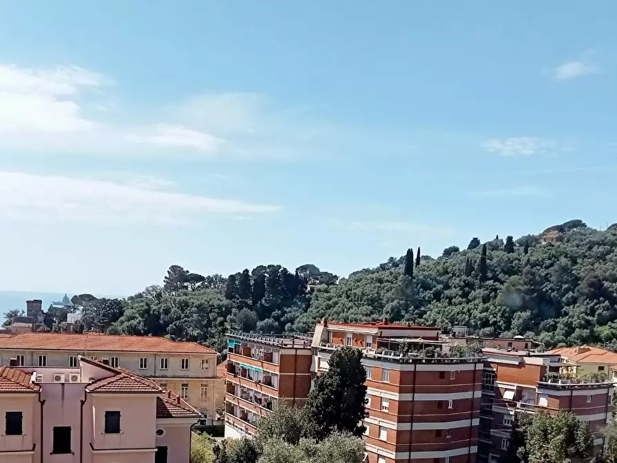 Immagine 1 di Appartamento in vendita  a Lerici