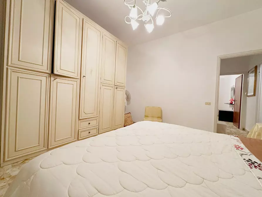 Immagine 10 di Villa in vendita  a Lucca