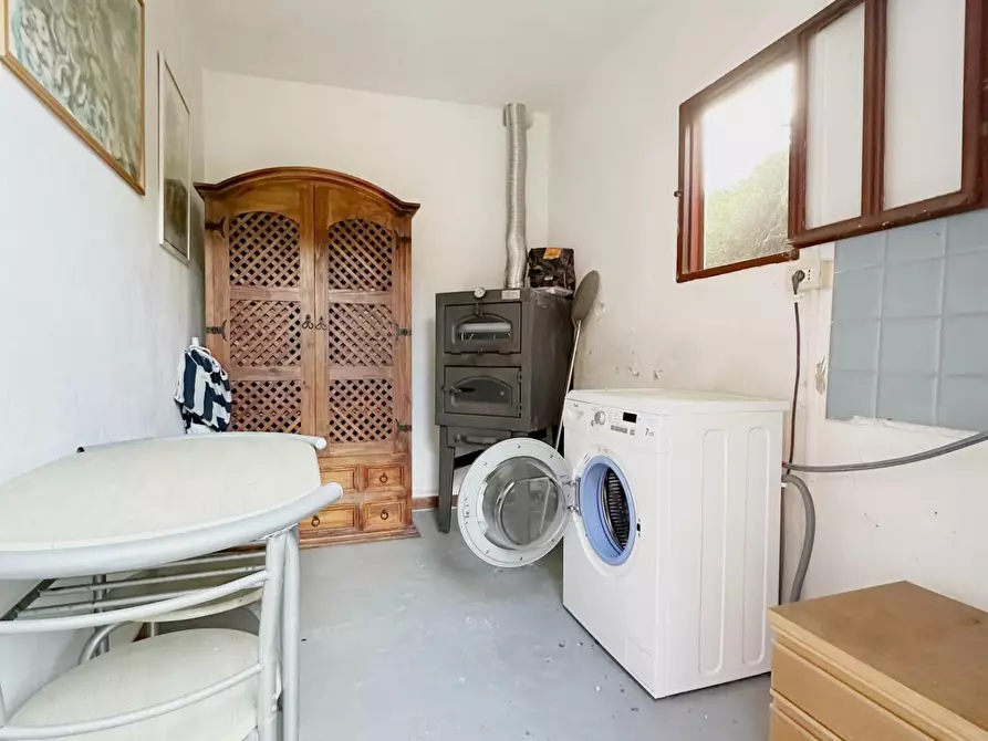 Immagine 16 di Villa in vendita  a Lucca