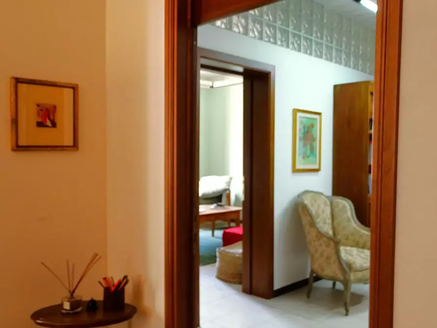 Immagine 25 di Ufficio in vendita  a San Miniato