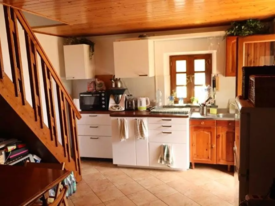 Immagine 51 di Casa indipendente in affitto  a Calci