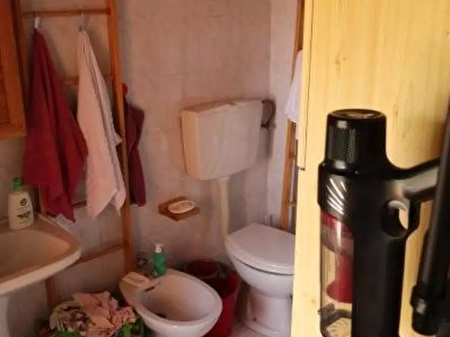 Immagine 55 di Casa indipendente in affitto  a Calci