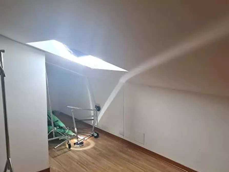 Immagine 24 di Casa semindipendente in vendita  a Carrara