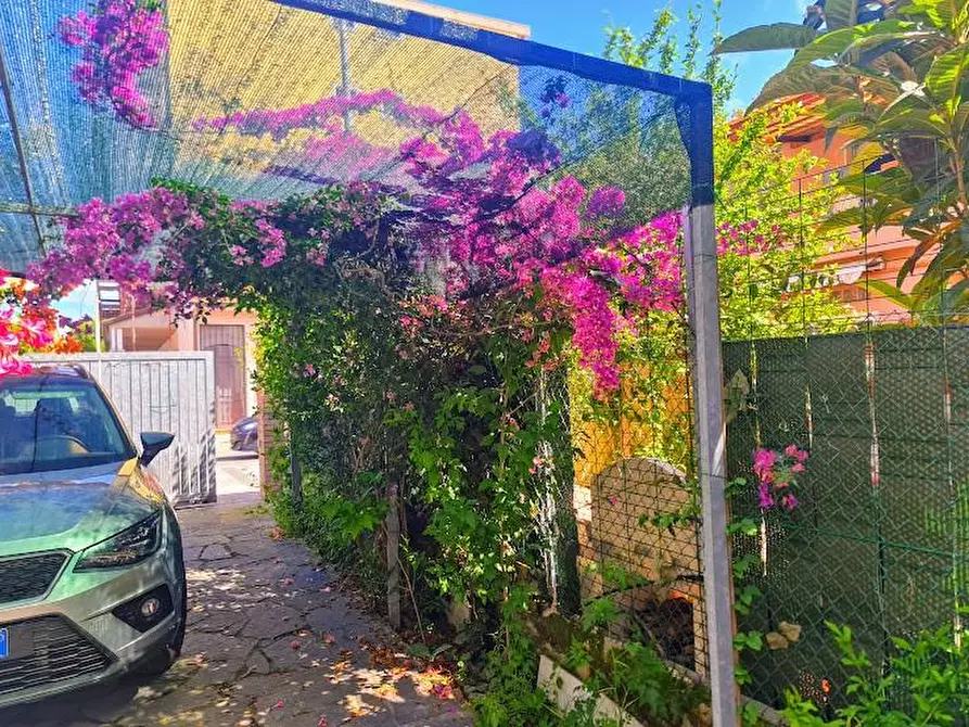 Immagine 7 di Casa semindipendente in vendita  a Carrara