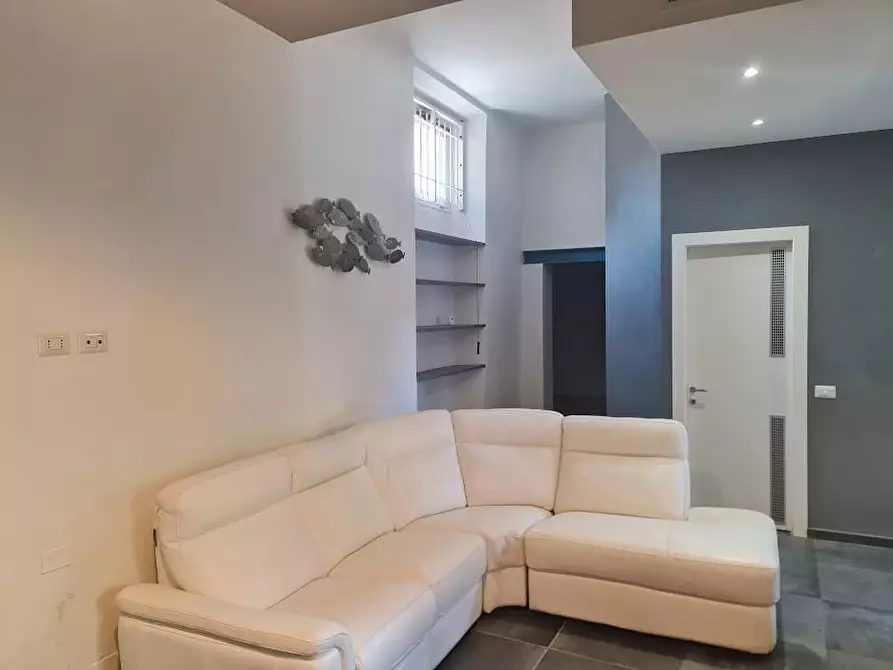 Immagine 1 di Casa semindipendente in vendita  a Carrara