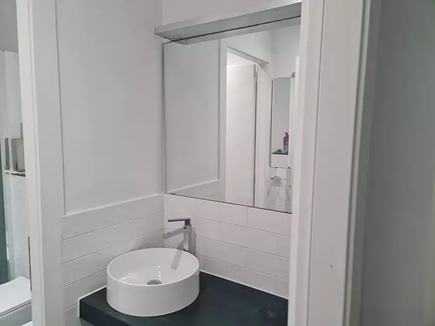 Immagine 18 di Casa semindipendente in vendita  a Carrara