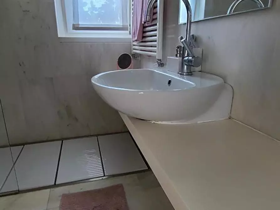 Immagine 19 di Villa in vendita  a Pietrasanta