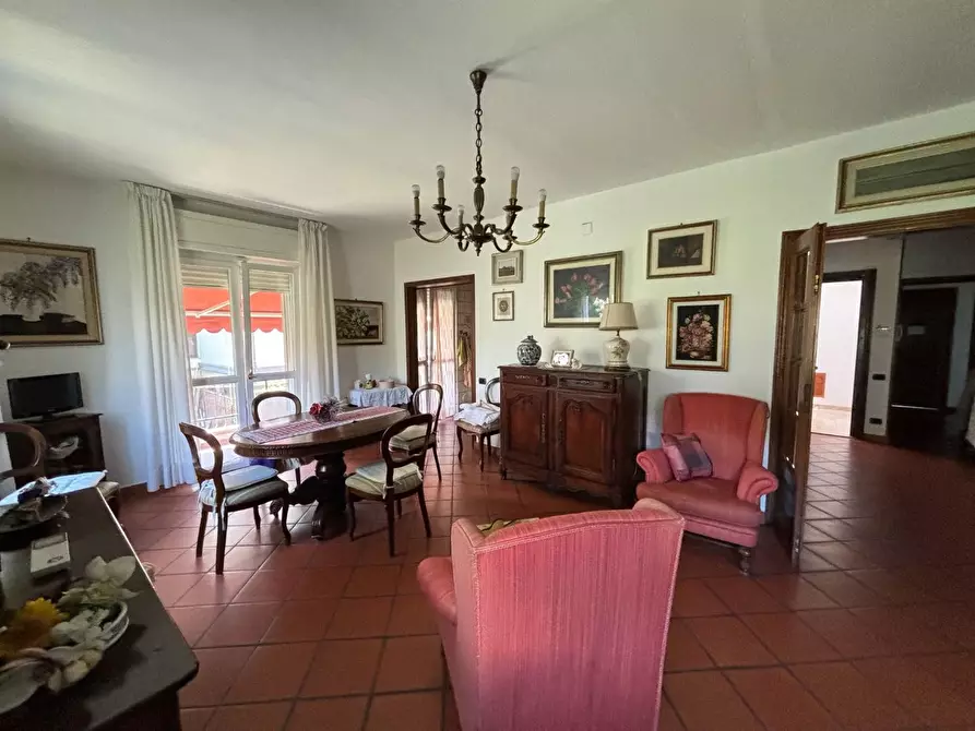 Immagine 52 di Villa in vendita  a Pisa