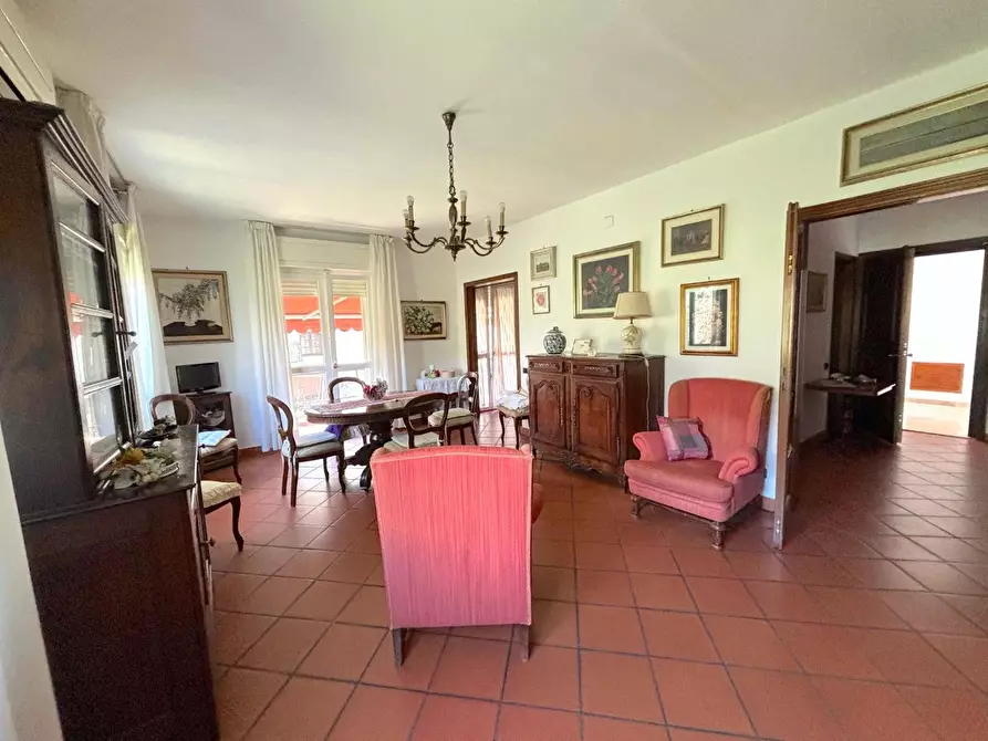 Immagine 51 di Villa in vendita  a Pisa