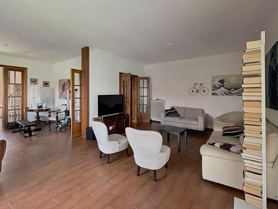 Immagine 42 di Villa in vendita  a Pisa