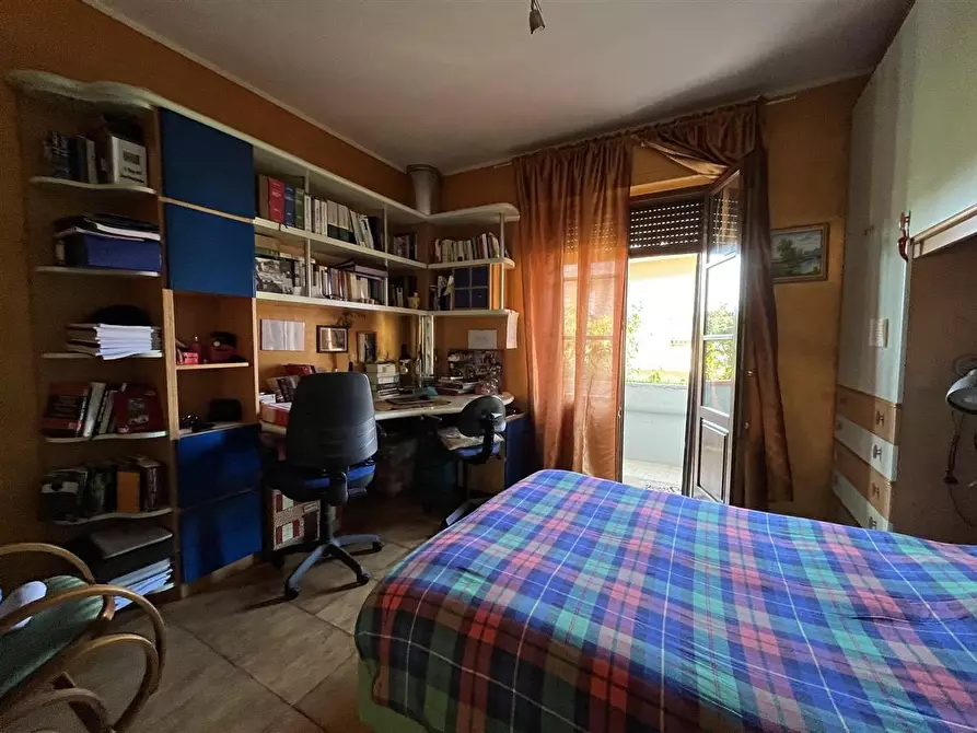 Immagine 16 di Villa in vendita  a Massa