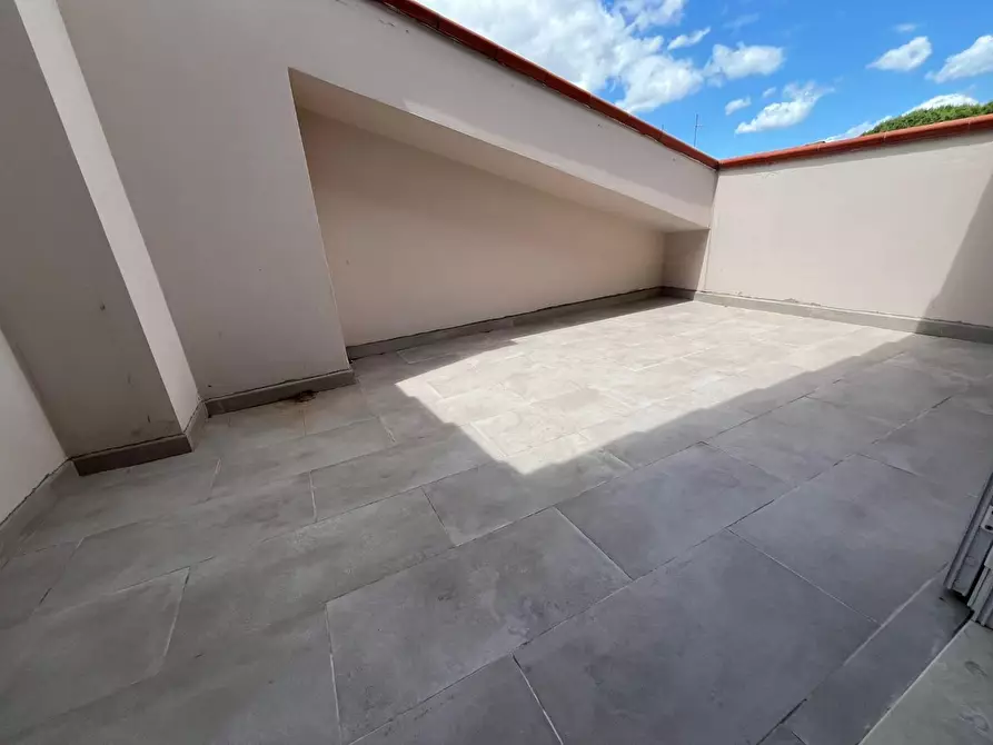 Immagine 27 di Casa bifamiliare in vendita  a Pontedera