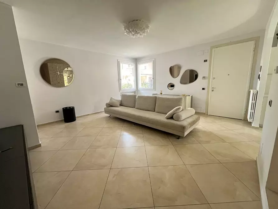 Immagine 4 di Casa bifamiliare in vendita  a Pontedera