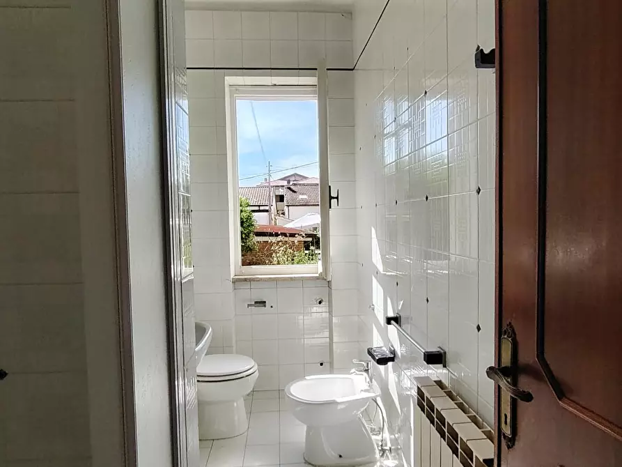 Immagine 9 di Casa trifamiliare in vendita  a Carrara