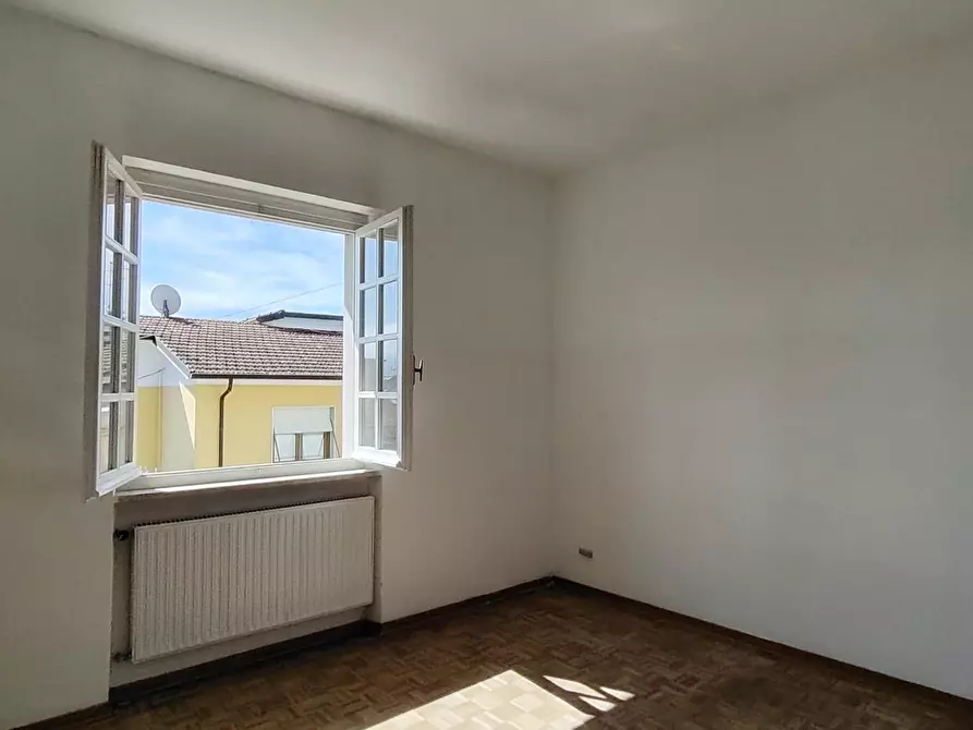 Immagine 16 di Casa trifamiliare in vendita  a Carrara