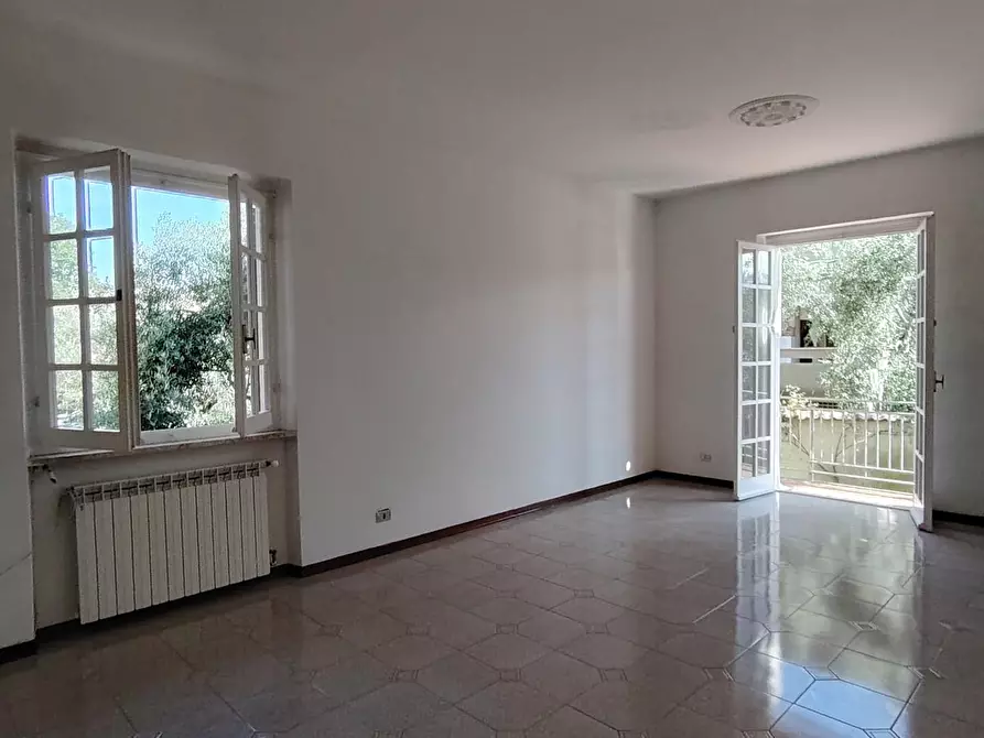 Immagine 6 di Casa trifamiliare in vendita  a Carrara