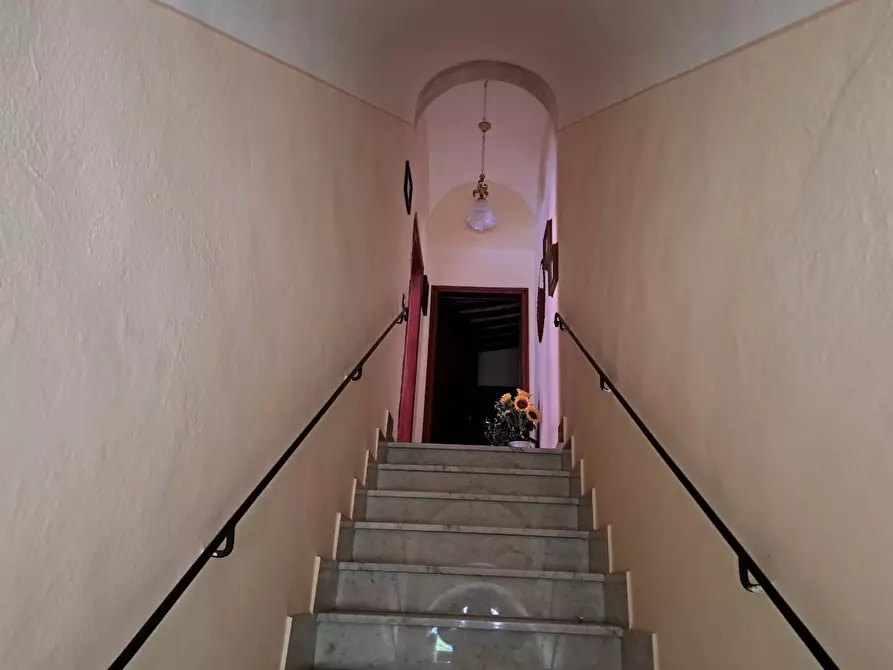 Immagine 4 di Porzione di casa in vendita  a Peccioli