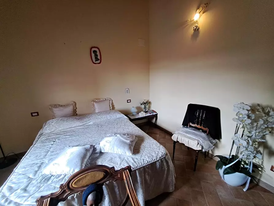 Immagine 13 di Porzione di casa in vendita  a Peccioli