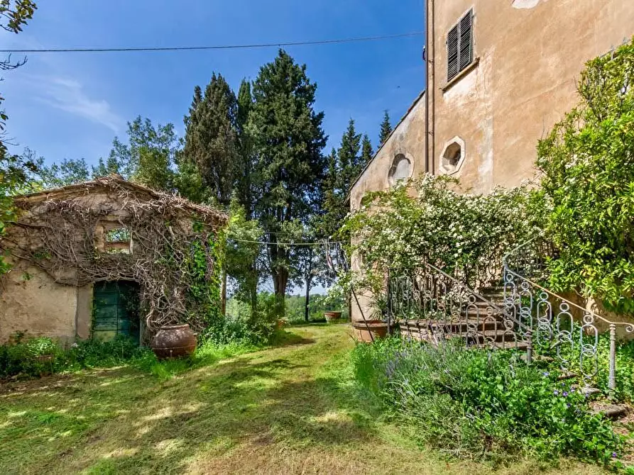 Immagine 56 di Villa in vendita  a San Miniato