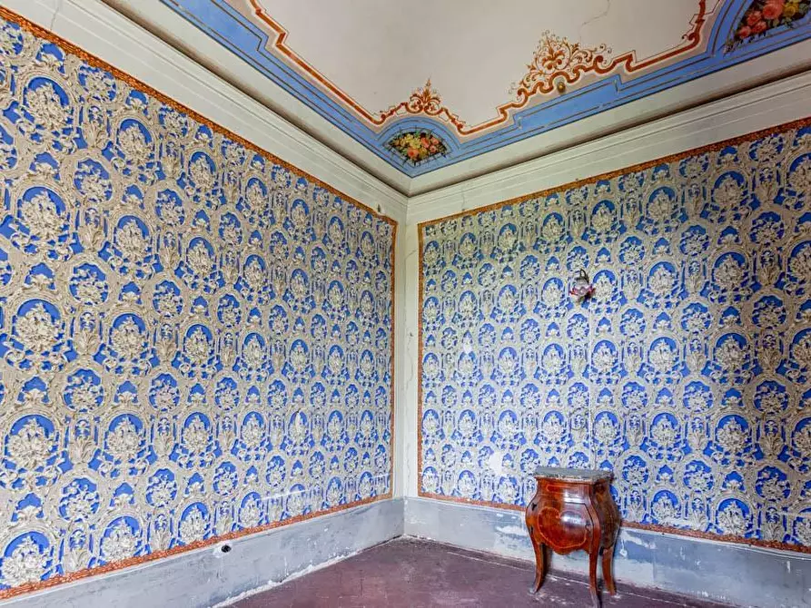 Immagine 36 di Villa in vendita  a San Miniato