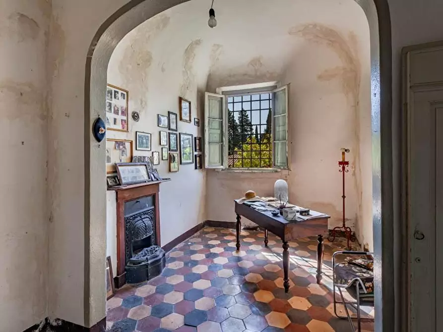 Immagine 15 di Villa in vendita  a San Miniato