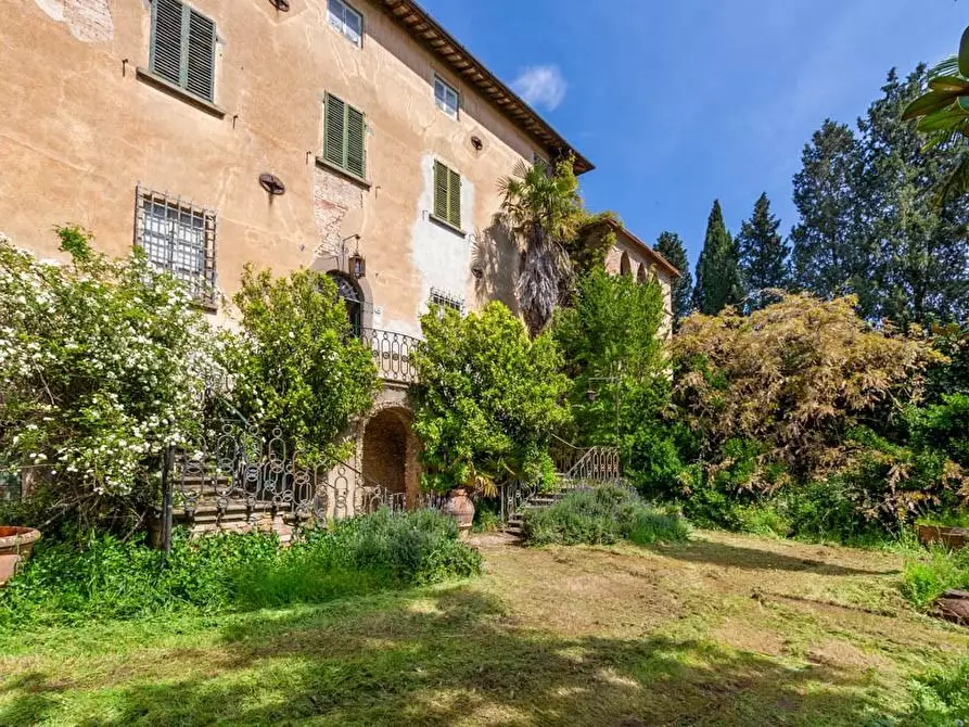 Immagine 34 di Villa in vendita  a San Miniato