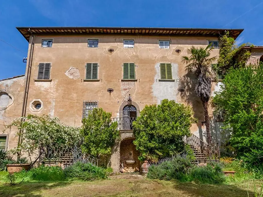 Immagine 1 di Villa in vendita  a San Miniato