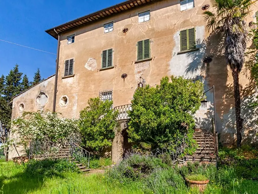 Immagine 1 di Villa in vendita  a San Miniato