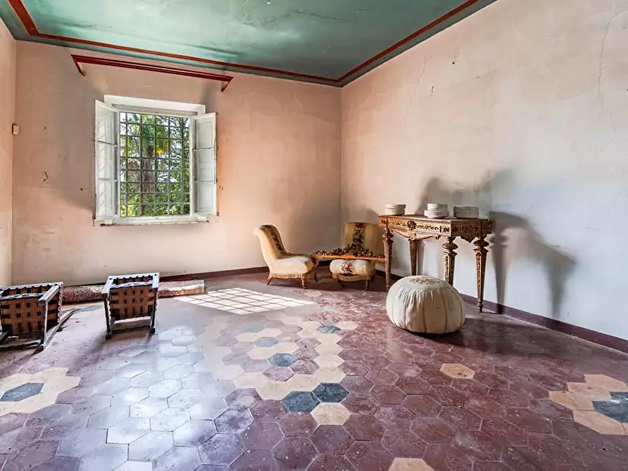 Immagine 21 di Villa in vendita  a San Miniato