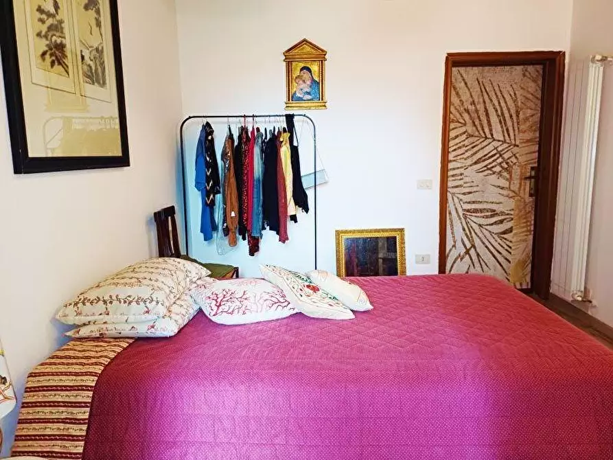 Immagine 29 di Terratetto in vendita  a Cascina